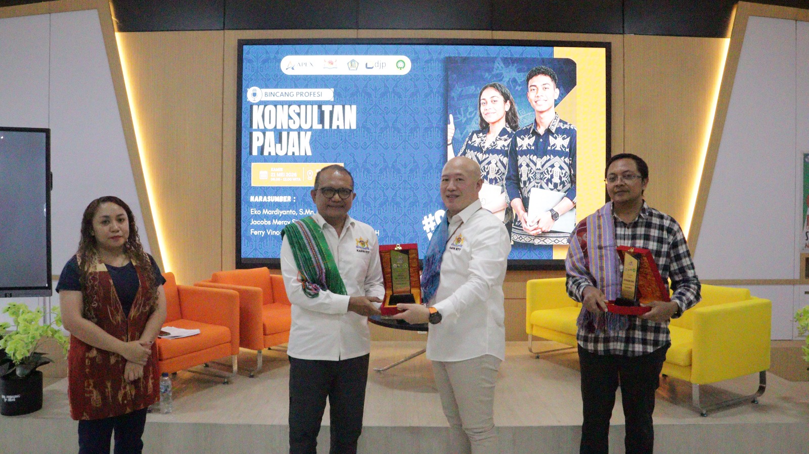 Dokumentasi Event 4